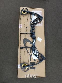 New Bowtech Carbon Icon Compound Bow Black 40-50# 26.5-30.5 RH