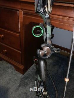 Onieda Eagle Aeroforce Bow Recurve/Compound Hybrid! Great Hunting and Bowfishing