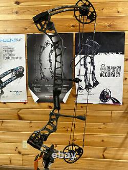 PERFECT USED Mathews Avail Right Handed 40-50lbs Bow RH WOMENS HUNTING 24.5