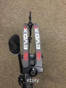 PSE Evo XF 33 right hand charcoal gray 70-80# EC cam 26-31.5 DL ready to hunt 2
