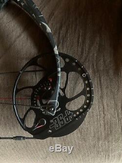 PSE Evolve EVO 7 Right Handed 26-31 50lbs. Compound Bow Hunting Archery