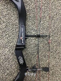 PSE Stealth Carbon Air 35 EC Right Handed 26-31.5 60-70lbs Black Bow 2