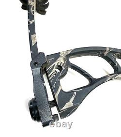 PSE Stinger 3G Compound Bow with 4 Arrows Skullworks Black Finish