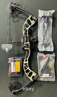 PSE Uprising Compound Bow With Package in Mossy Oak Country Camo 70# RH New
