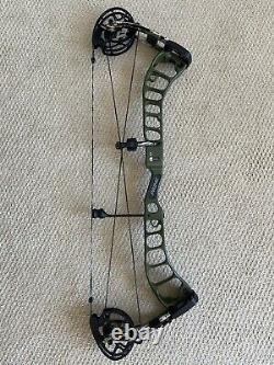 Prime Logic CT3 29.5 CT3 Right-Hand 50# to 60# Compound Hunting Bow