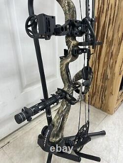 USED Bowtech Amplify 8-70# LH Hunting Bow Camo with Hard Case