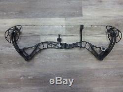 Used Bowtech Realm SR6 60# to 70# Right-Hand 26 to 30 Archery Hunting Bow