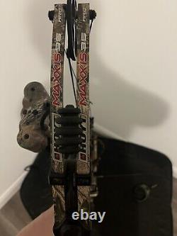 Used Hoyt Maxxis 35 Hunting Compound Bow Rh 70# With Accessories