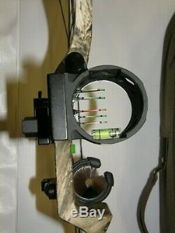 Used PSE Stinger Extreme Package with case, 6 arrows and TruFire Release