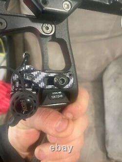 Arc à poulies Hoyt Nitrum 30 RH 80# 2830 332fps