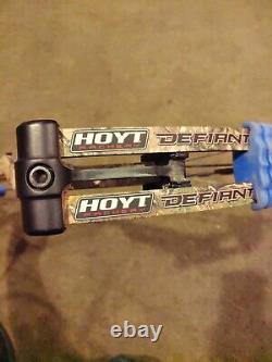 Complexe De Defiant De Hoyt Bow