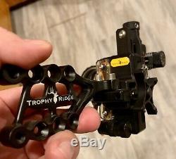 Trophy Ridge React One Pro Rh Simple Pin Bow Sight Noir Utilisé Pour La Chasse Grand